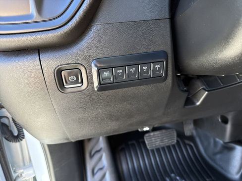 Used 2025 Chevrolet Silverado 3500 W/T w/ WT Convenience Package image 18