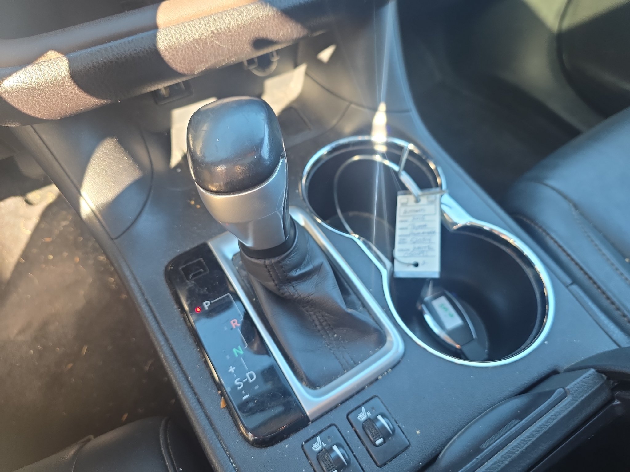 Used 2015 Toyota Highlander XLE FWD image 23