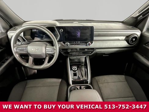Used 2024 Chevrolet Colorado Trail Boss w/ Advanced Trailering Package AWD/4WD image 7