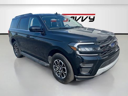 Used 2024 Ford Expedition XLT AWD/4WD image 1
