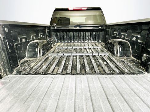Used 2022 Chevrolet Silverado 1500 RST w/ Z71 Off-Road Package AWD/4WD image 27