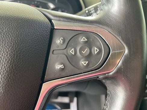 Used 2019 Chevrolet Traverse LT w/ LPO, Floor Liner Package AWD/4WD image 17