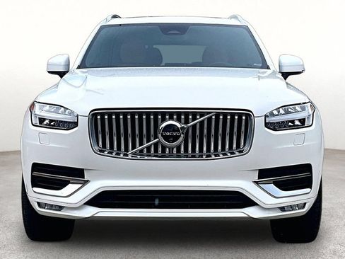 Certified 2024 Volvo XC90 B6 Ultimate AWD/4WD image 4