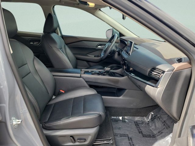 Used 2023 Nissan Rogue SL FWD image 10