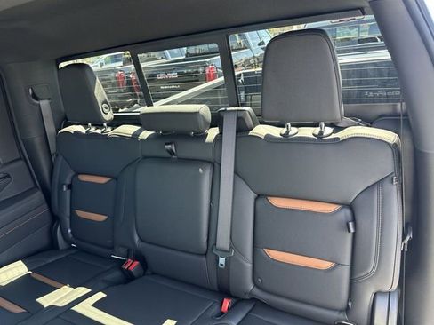 New 2026 GMC Sierra 2500 AT4 image 26
