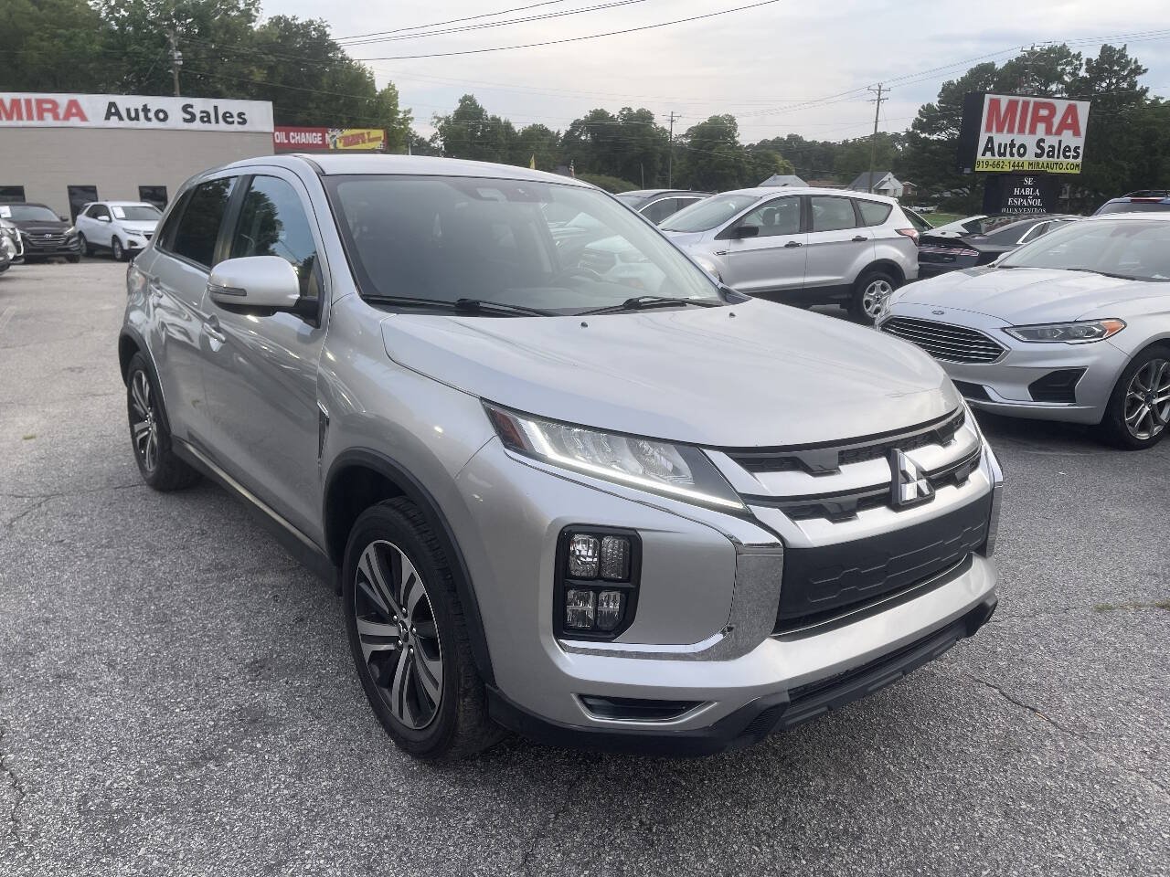 Used 2020 Mitsubishi Outlander Sport SE FWD image 2
