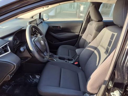 Used 2023 Toyota Corolla LE FWD image 15