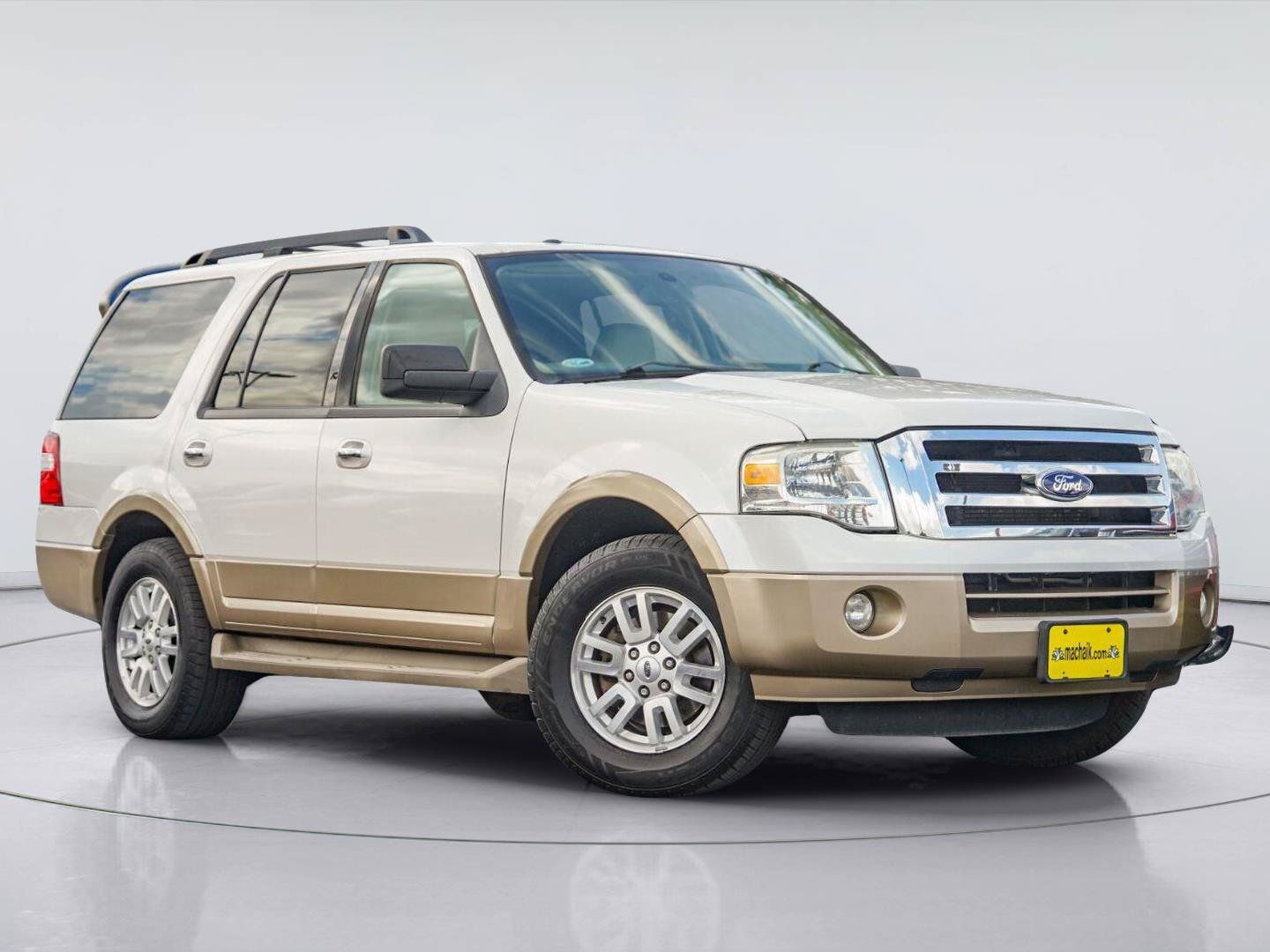 Used 2013 Ford Expedition XLT RWD image 1