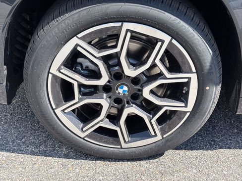 New 2026 BMW X1 xDrive28i w/ Technology Package AWD/4WD image 8