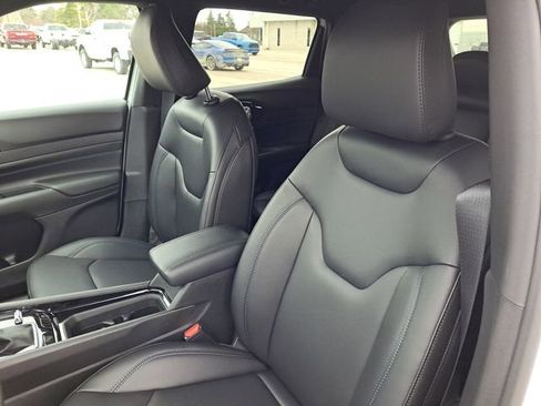 New 2026 Jeep Compass Limited image 5