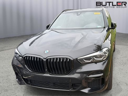 Used 2023 BMW X5 sDrive40i w/ M Sport Package RWD image 3