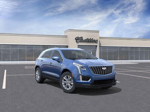 New 2025 Cadillac XT5 Luxury image 1