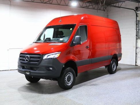 Used 2025 Mercedes-Benz Sprinter 2500 image 10