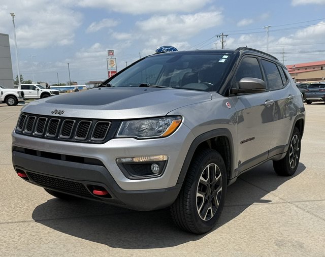 Used 2020 Jeep Compass Trailhawk AWD/4WD image 2