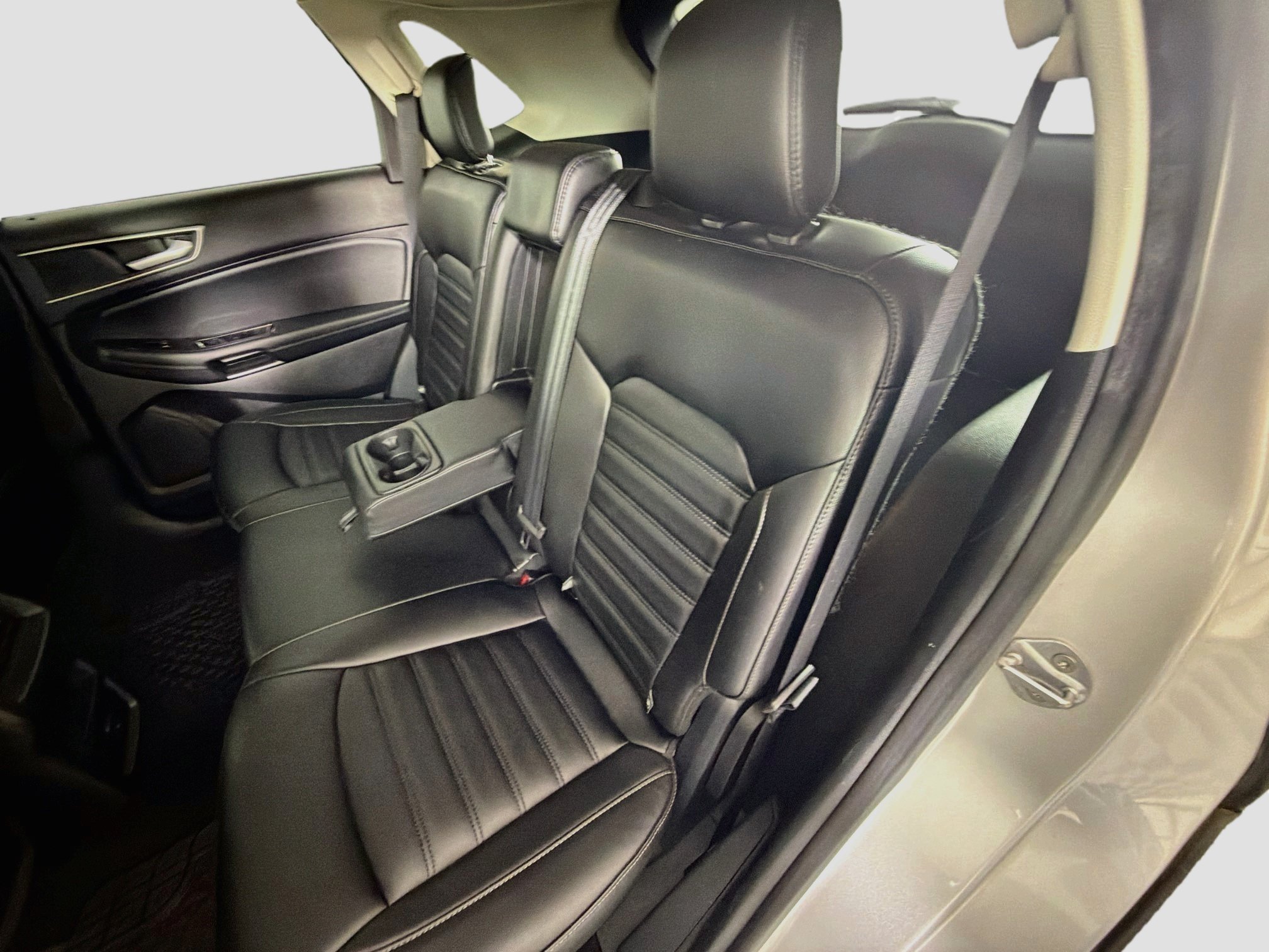 Used 2019 Ford Edge SEL w/ Equipment Group 201A FWD image 32