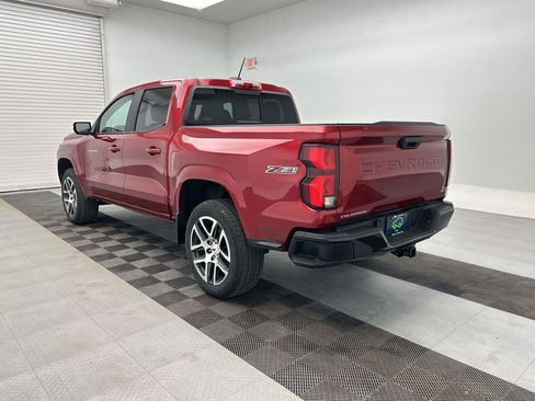 Certified 2023 Chevrolet Colorado Z71 w/ Z71 Convenience Package 2 AWD/4WD image 3