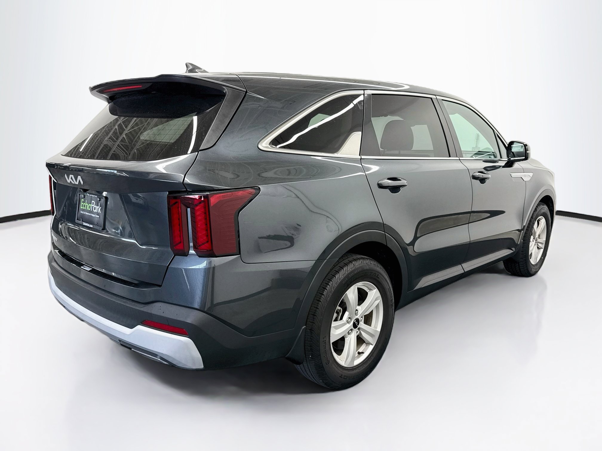 Used 2024 Kia Sorento LX FWD image 9