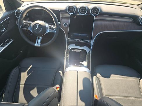 Used 2026 Mercedes-Benz GLC 300 4MATIC image 23