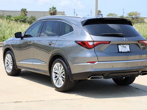 Used 2022 Acura MDX SH-AWD w/ Advance Package image 6