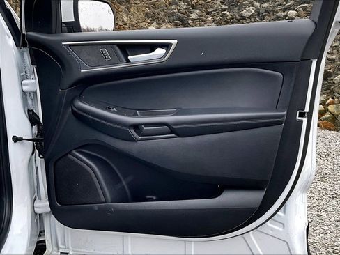 Used 2021 Ford Edge SEL w/ Cargo Accessory Package image 22