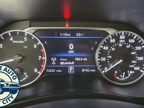 Used 2022 Nissan Sentra SR FWD image 11