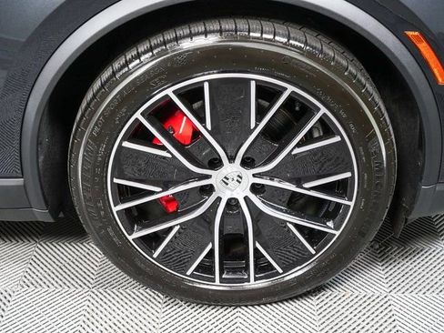 New 2026 Porsche Macan 4S Electric image 39