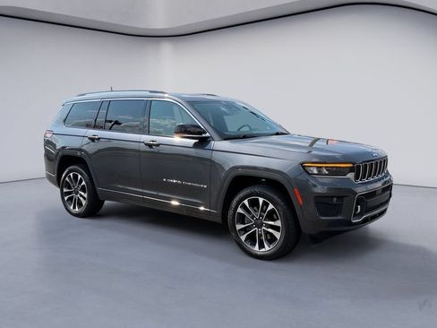 Used 2021 Jeep Grand Cherokee L Overland w/ Luxury Tech Group IV AWD/4WD image 7