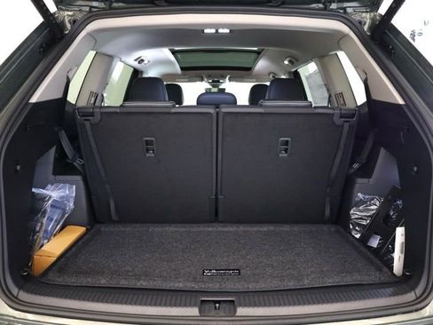 New 2026 Volkswagen Atlas SE image 37