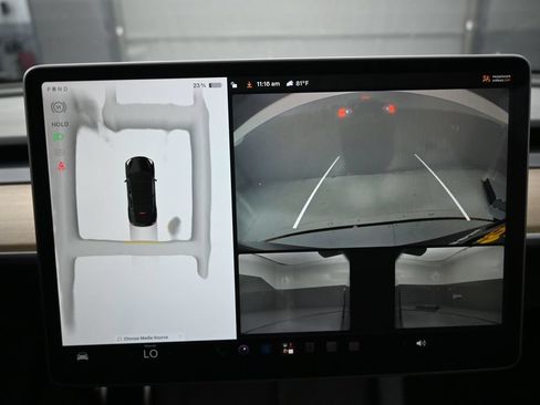 Used 2023 Tesla Model Y Performance AWD/4WD image 13