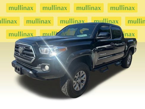 Used 2019 Toyota Tacoma SR5 RWD image 6