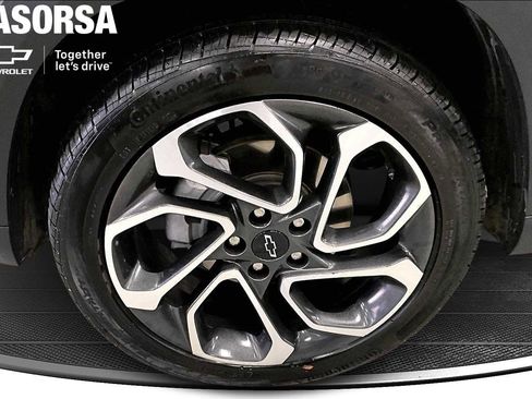Certified 2024 Chevrolet Trax RS w/ Driver Confidence Package FWD image 9