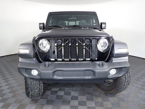 Used 2020 Jeep Gladiator Sport w/ Quick Order Package 24S AWD/4WD image 10