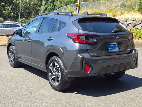 Used 2025 Subaru Crosstrek 2.5i Premium AWD/4WD image 4