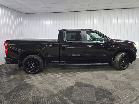 Used 2023 Chevrolet Silverado 1500 RST w/ Z71 Off-Road Package AWD/4WD image 2