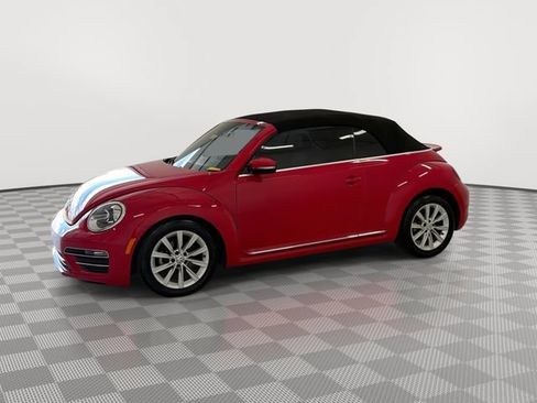 Used 2018 Volkswagen Beetle 2.0T S FWD image 5