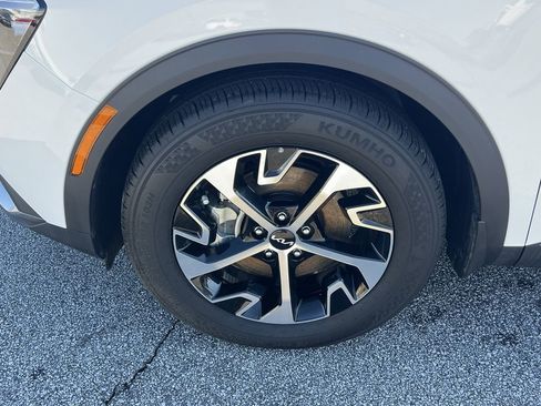 Used 2023 Kia Sportage EX image 31