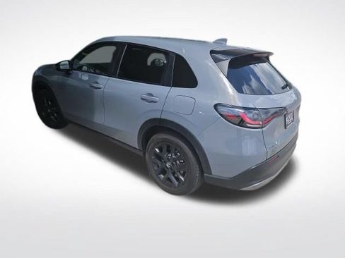 Used 2025 Honda HR-V Sport image 7