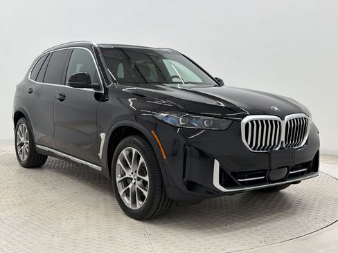 Used 2026 BMW X5 xDrive40i w/ Executive Package AWD/4WD image 7