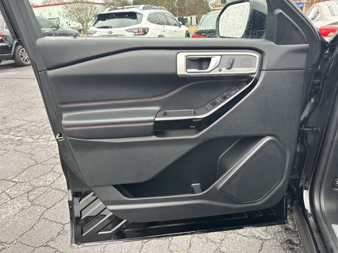 Used 2023 Ford Explorer ST-Line w/ Class IV Trailer Tow Package image 11