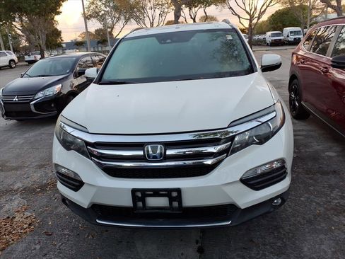 Used 2016 Honda Pilot Elite image 12