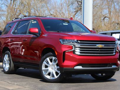 Used 2021 Chevrolet Tahoe High Country w/ Premium Package 2