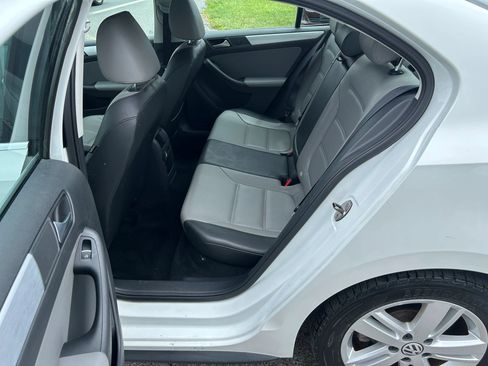 Used 2014 Volkswagen Jetta Hybrid Sedan FWD image 13