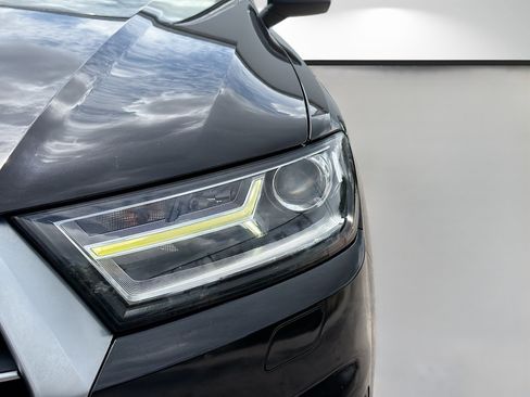 Used 2019 Audi Q7 2.0T Premium w/ Convenience Package AWD/4WD image 9
