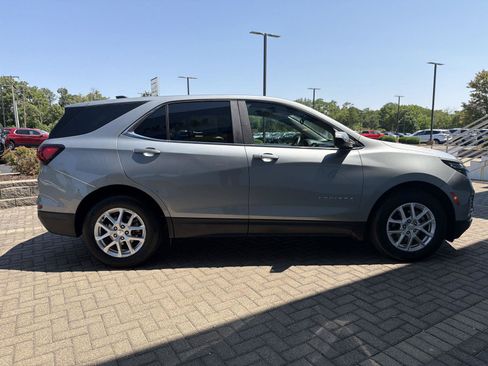 Used 2023 Chevrolet Equinox LT FWD image 6