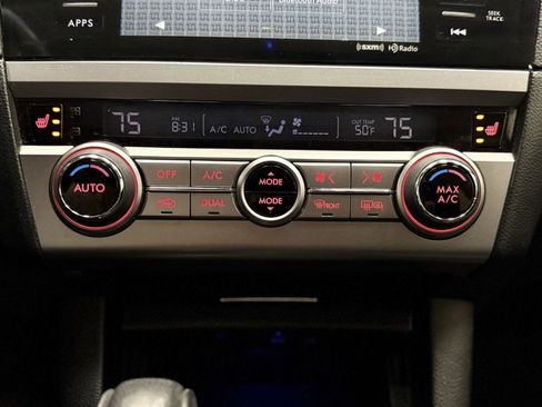 Used 2015 Subaru Outback 2.5i Limited image 22