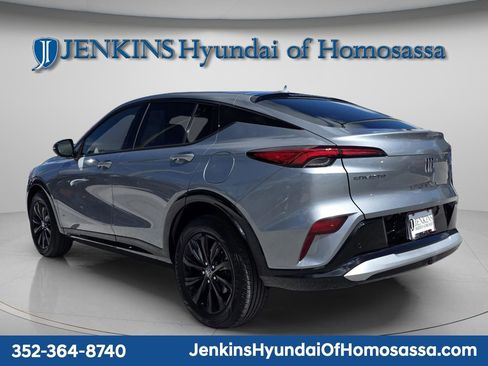 Used 2025 Buick Envista Sport Touring w/ Convenience I Package image 10