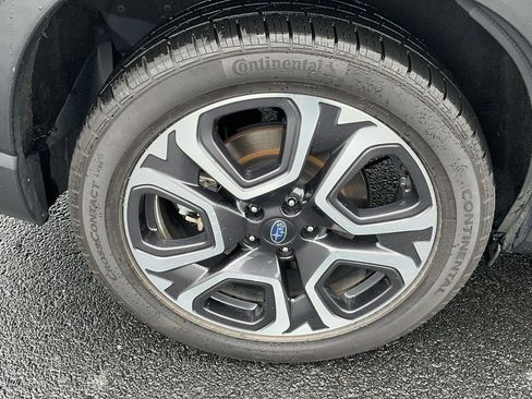 Used 2023 Subaru Ascent Limited AWD/4WD image 5