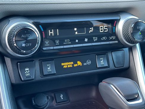 Certified 2021 Toyota RAV4 Limited image 26