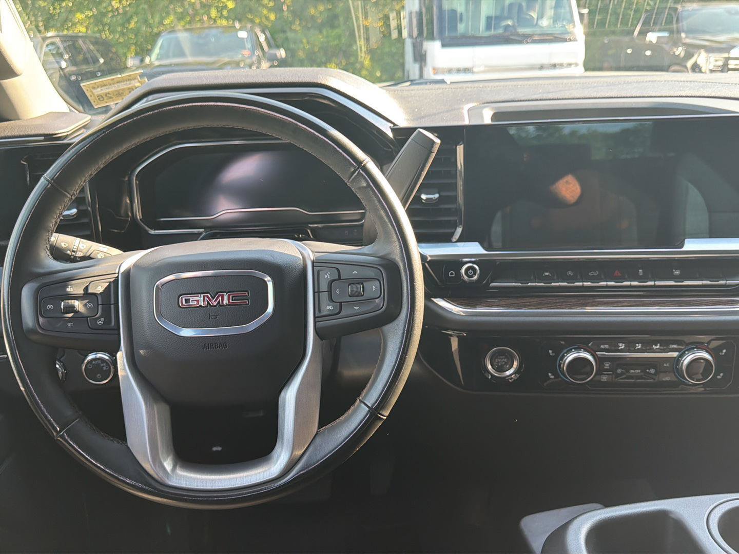 Certified 2024 GMC Sierra 1500 SLE AWD/4WD image 18