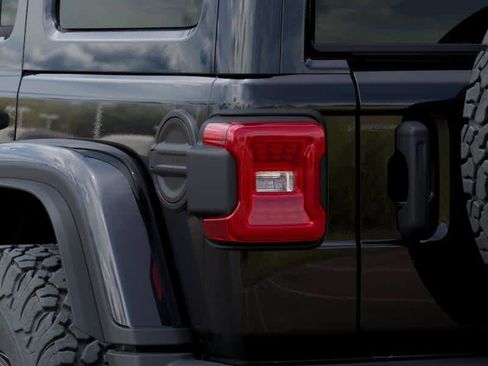 New 2025 Jeep Wrangler Unlimited Rubicon 392 image 98